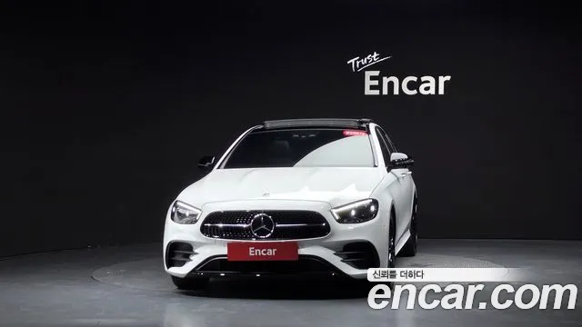 Mercedes-Benz E-Класс 2023 thumb 2