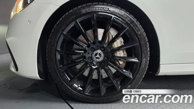 Mercedes-Benz E-Класс 2023 thumb 4
