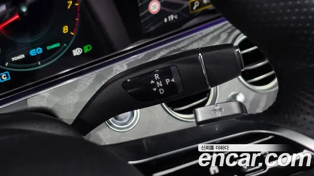 Mercedes-Benz E-Класс 2023 thumb 8