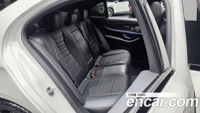 Mercedes-Benz E-Класс 2023 thumb 11