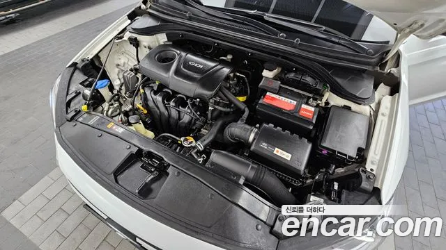 Hyundai Avante 2016 thumb 6
