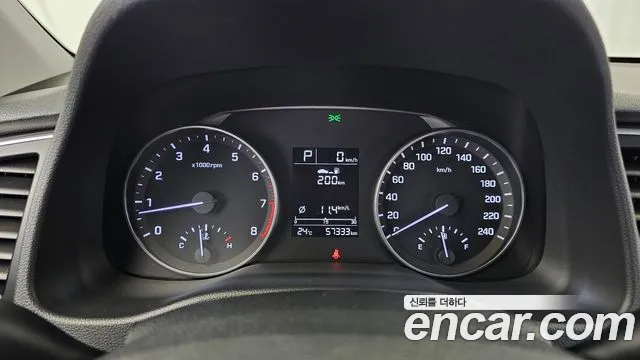Hyundai Avante 2016 thumb 8