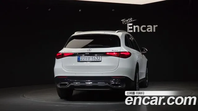 Mercedes-Benz GLC 2026 thumb 4