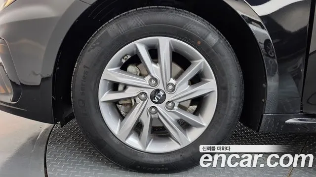 Kia K5 2018 thumb 5
