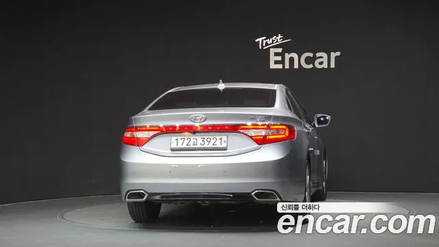 Hyundai Grandeur 2015 thumb 4