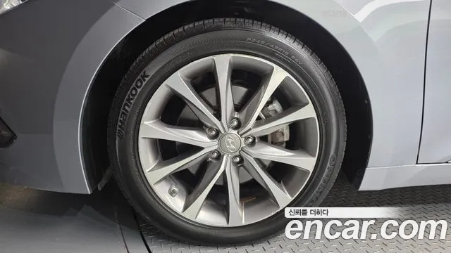 Hyundai Grandeur 2015 thumb 5