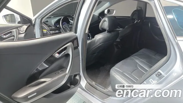 Hyundai Grandeur 2015 thumb 11