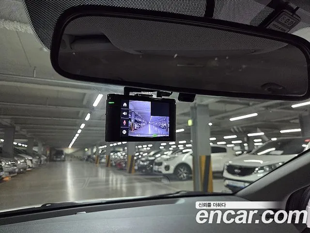 Hyundai Avante 2018 thumb 10
