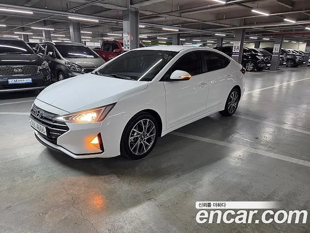 Hyundai Avante 2018 thumb 12
