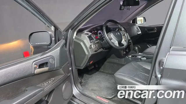 KG_Mobility_Ssangyong KORANDO 2016 thumb 10