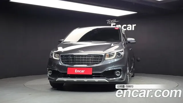 Kia Carnival 2016 thumb 3