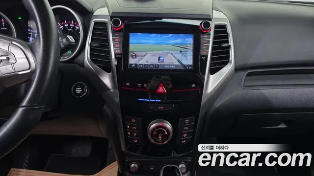 KG_Mobility_Ssangyong TIBOLI 2015 thumb 12