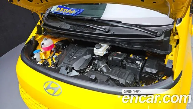 Hyundai Staria 2024 thumb 6