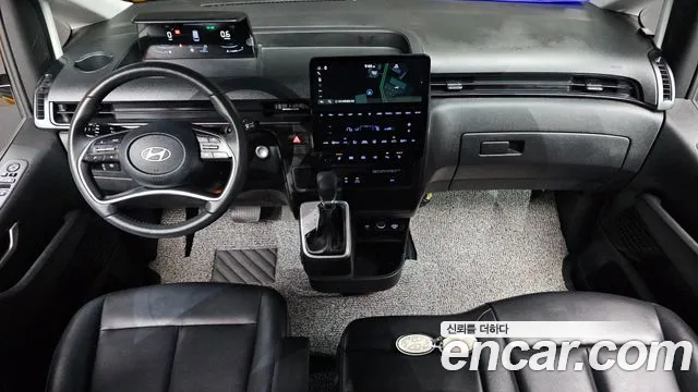 Hyundai Staria 2024 thumb 7