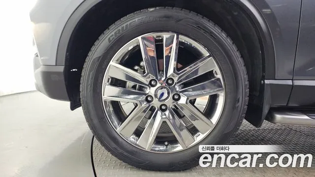 KG_Mobility_Ssangyong Rexton 2018 thumb 5