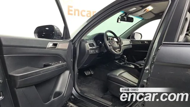 KG_Mobility_Ssangyong Rexton 2018 thumb 10