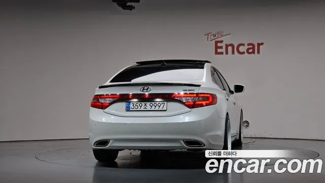 Hyundai Grandeur 2013 thumb 4