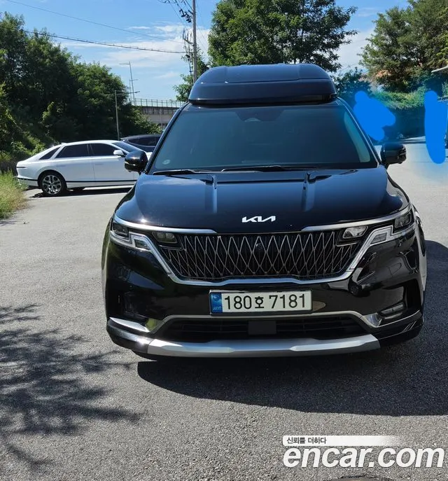 Kia Carnival 2022 thumb 2