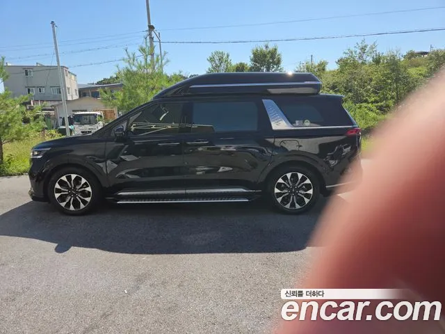 Kia Carnival 2022 thumb 3