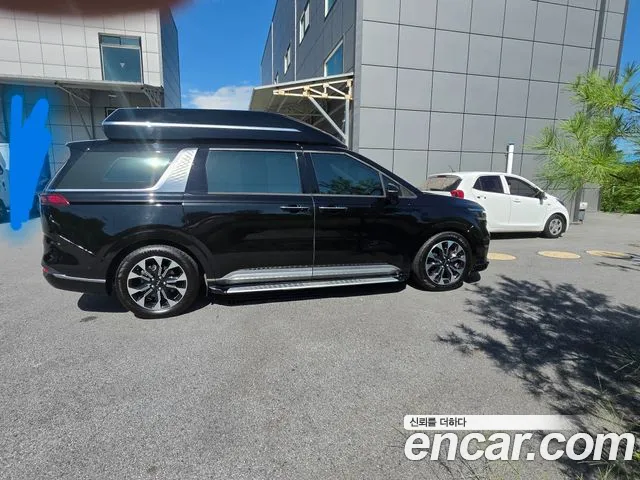 Kia Carnival 2022 thumb 4