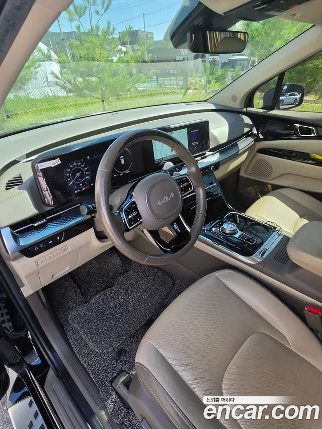 Kia Carnival 2022 thumb 5