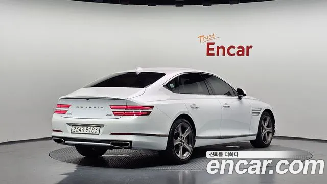 Genesis G80 2023 thumb 2