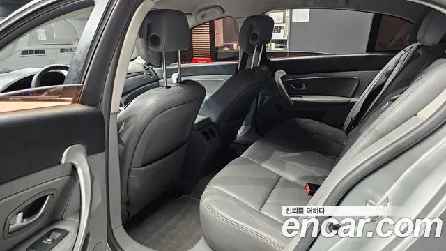 Renault-KoreaSamsung SM5 2011 thumb 10