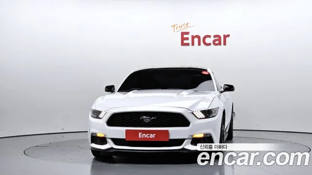 Ford Mustang Mach-E 2016 thumb 3