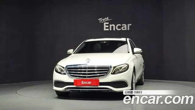 Mercedes-Benz E-Класс 2016 thumb 3