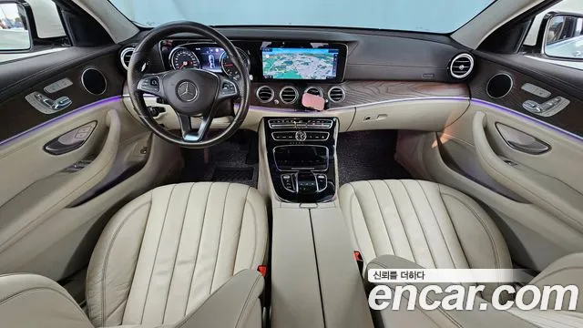 Mercedes-Benz E-Класс 2016 thumb 7
