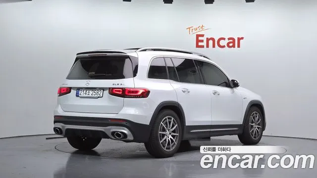 Mercedes-Benz GLB 2023 thumb 2