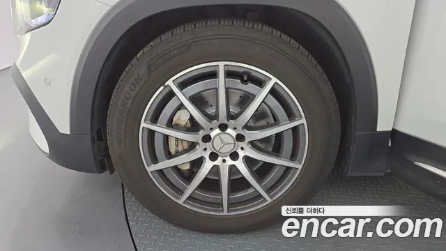 Mercedes-Benz GLB 2023 thumb 5
