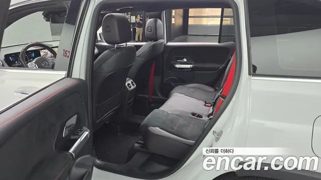Mercedes-Benz GLB 2023 thumb 11