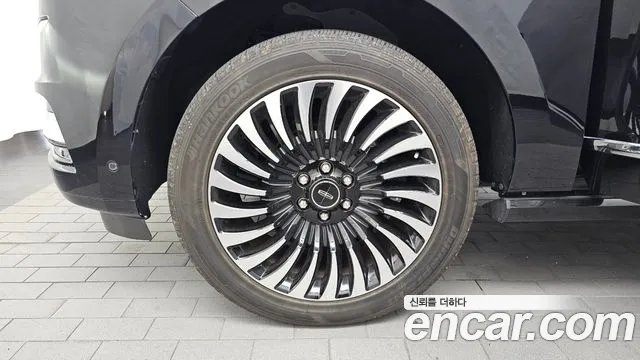 Lincoln Navigator 2020 thumb 5
