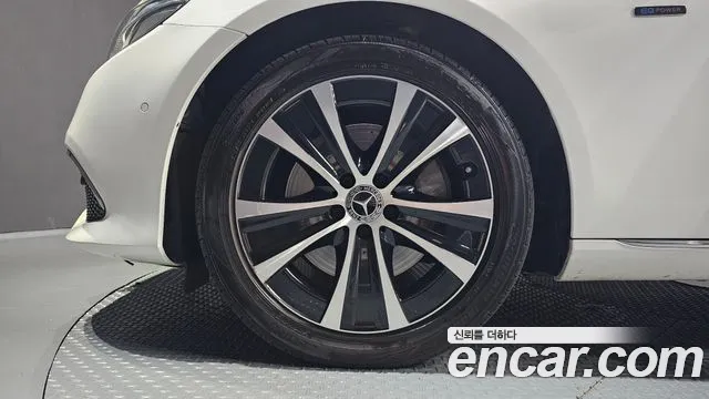 Mercedes-Benz E-Класс 2019 thumb 5