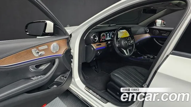 Mercedes-Benz E-Класс 2019 thumb 10