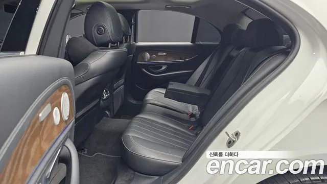 Mercedes-Benz E-Класс 2019 thumb 12