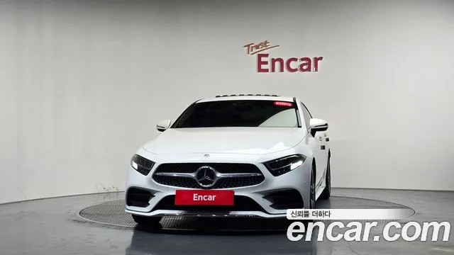 Mercedes-Benz CLS-Class 2019 thumb 2