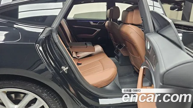 Audi A7 2023 thumb 10