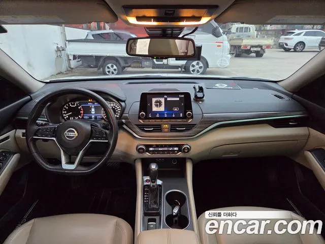 Nissan Altima 2019 thumb 8