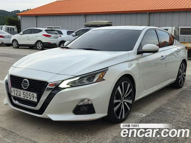 Nissan Altima 2019 thumb 11