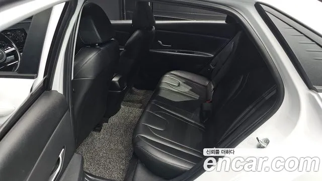 Hyundai Avante 2020 thumb 12