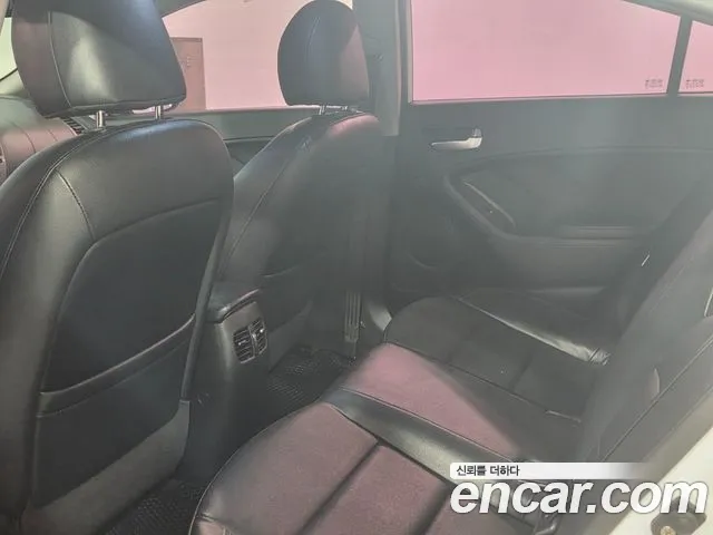 Kia K3 2013 thumb 6