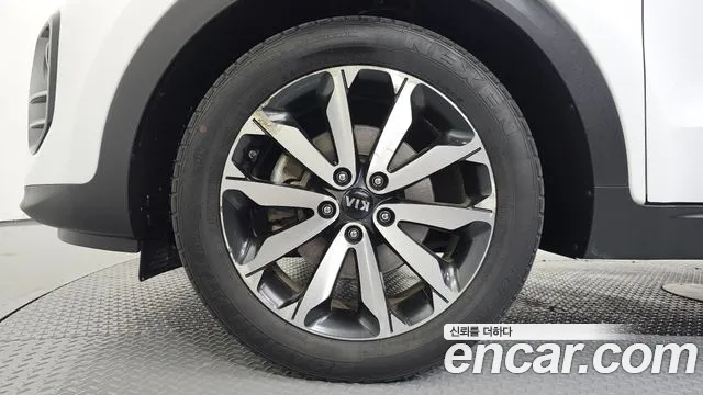 Kia Sportage 2016 thumb 5