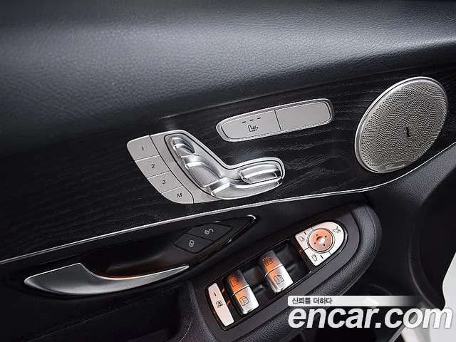 Mercedes-Benz GLC 2019 thumb 8