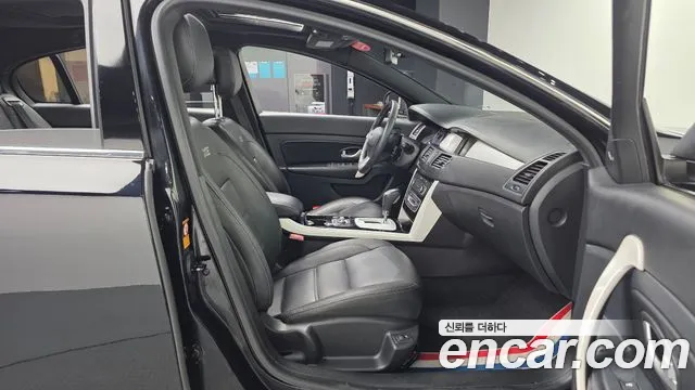 Renault-KoreaSamsung SM5 2013 thumb 11