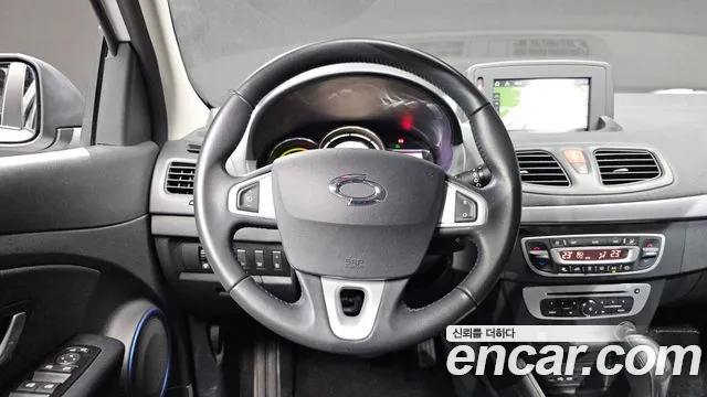 Renault-KoreaSamsung Fluence 2019 thumb 12