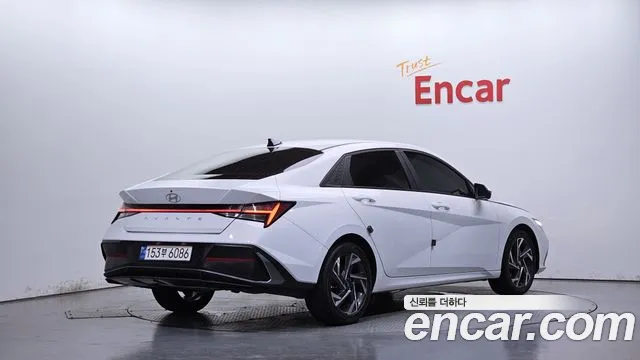 Hyundai Avante 2023 thumb 2