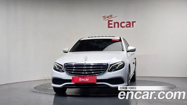 Mercedes-Benz E-Класс 2018 thumb 2