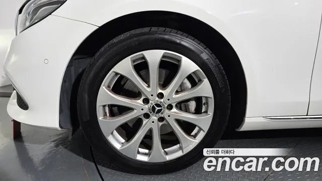 Mercedes-Benz E-Класс 2018 thumb 4